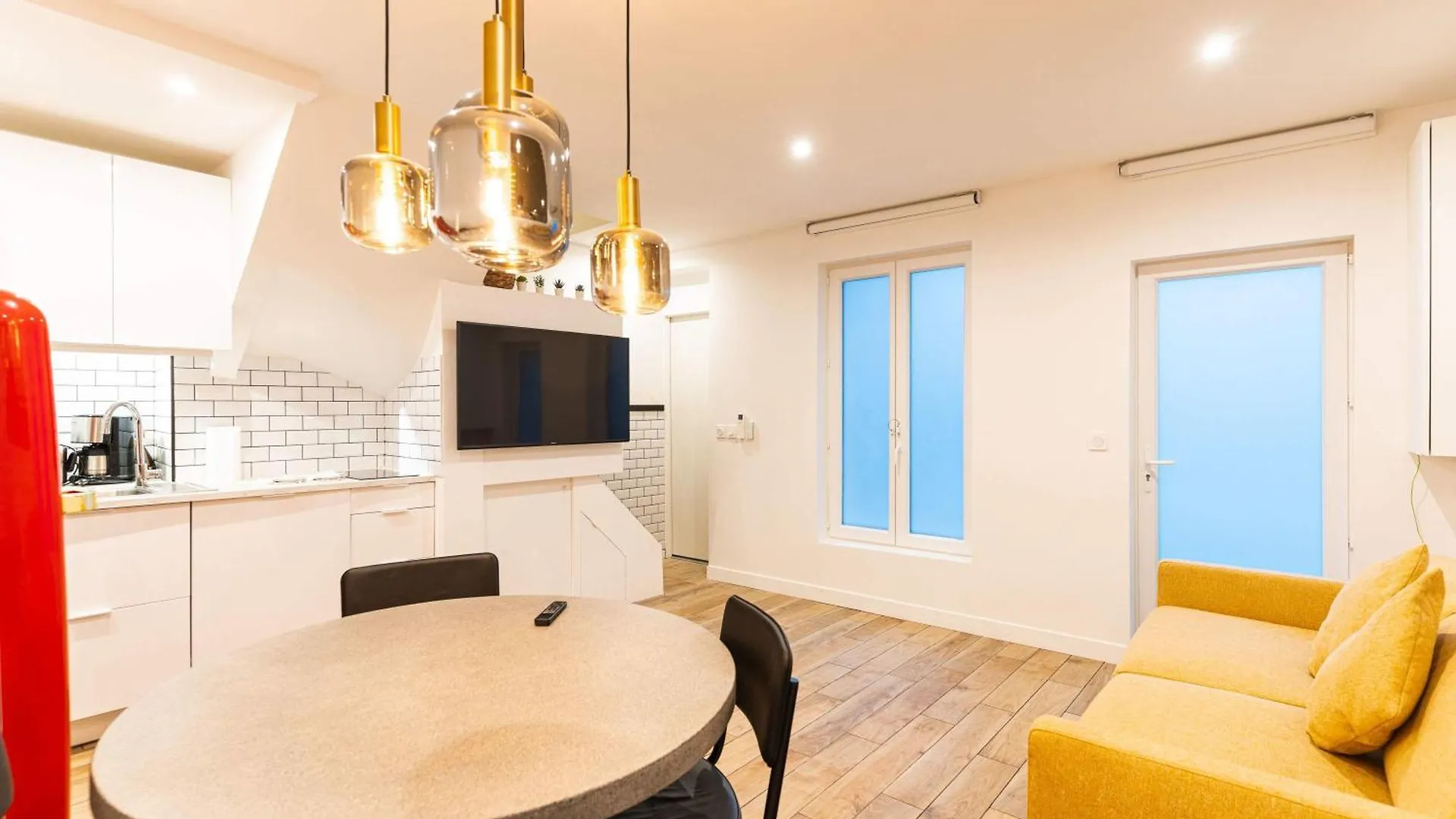 Town House Nation, Bastille, Ac By Lcc Agency * Paris