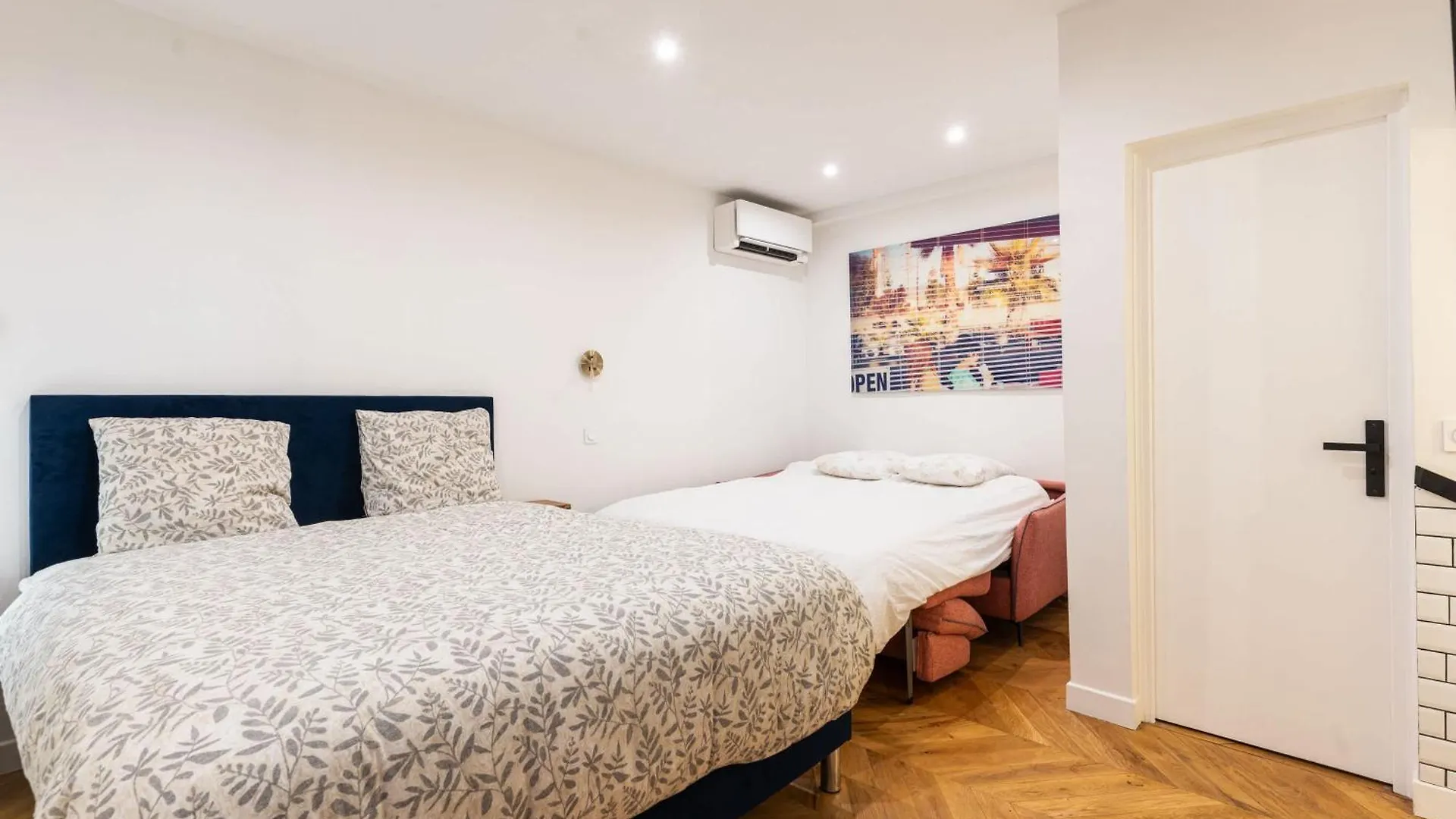Town House Nation, Bastille, Ac By Lcc Agency Holiday home *