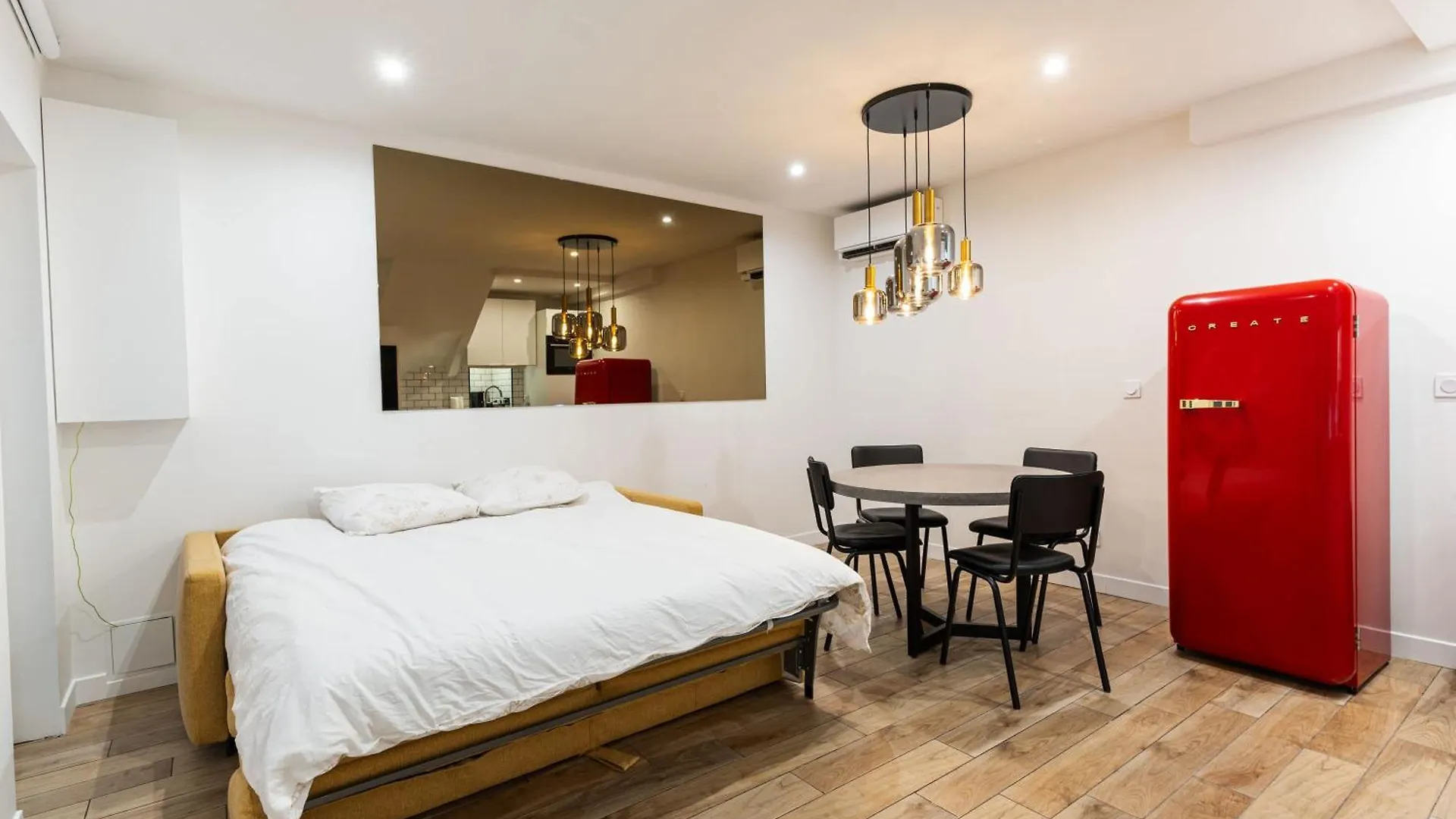 Town House Nation, Bastille, Ac By Lcc Agency * Paris